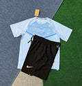 Ensemble Nike – T-Shirt & Short