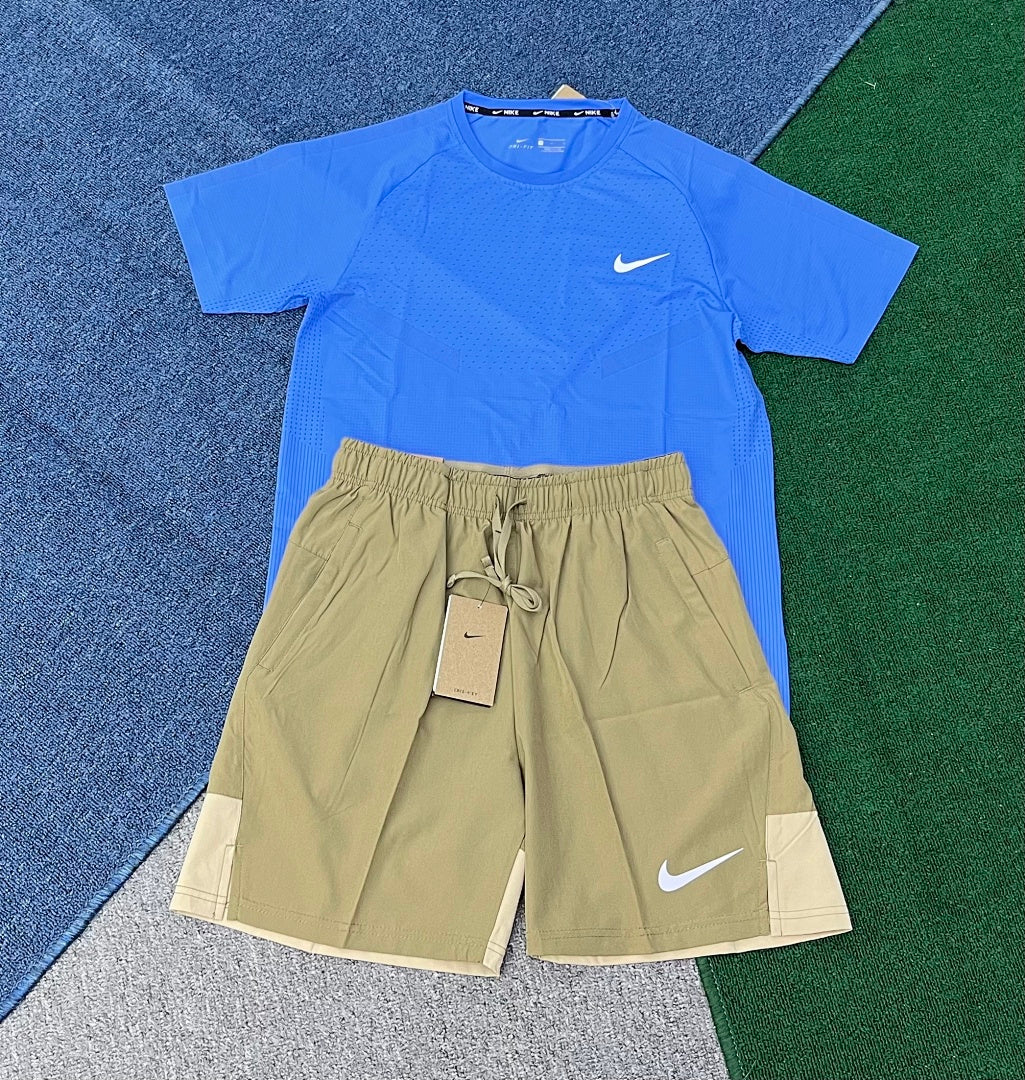 Ensemble Nike – T-Shirt & Short