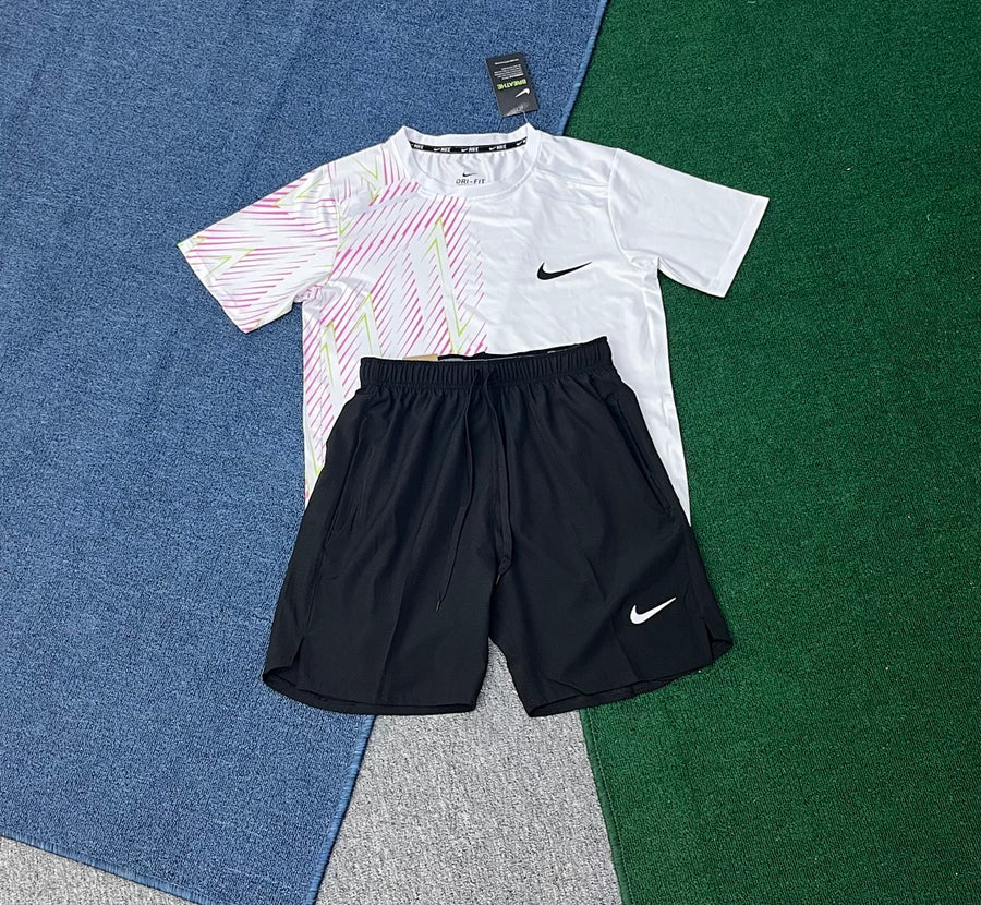 Ensemble Nike – T-Shirt & Short