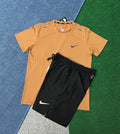 Ensemble Nike – T-Shirt & Short