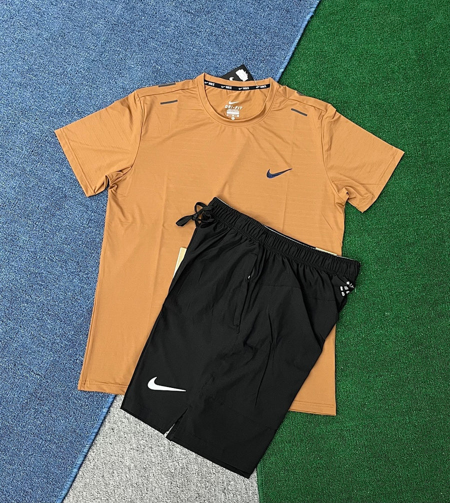 Ensemble Nike – T-Shirt & Short