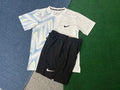 Ensemble Nike – T-Shirt & Short