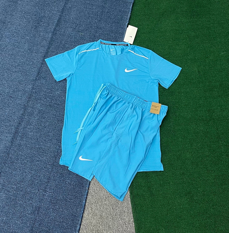Ensemble Nike – T-Shirt & Short