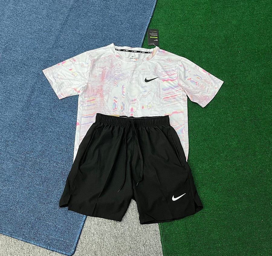 Ensemble Nike – T-Shirt & Short