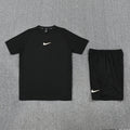 Ensemble Nike – T-Shirt & Short