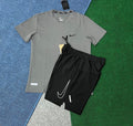 Ensemble Nike – T-Shirt & Short