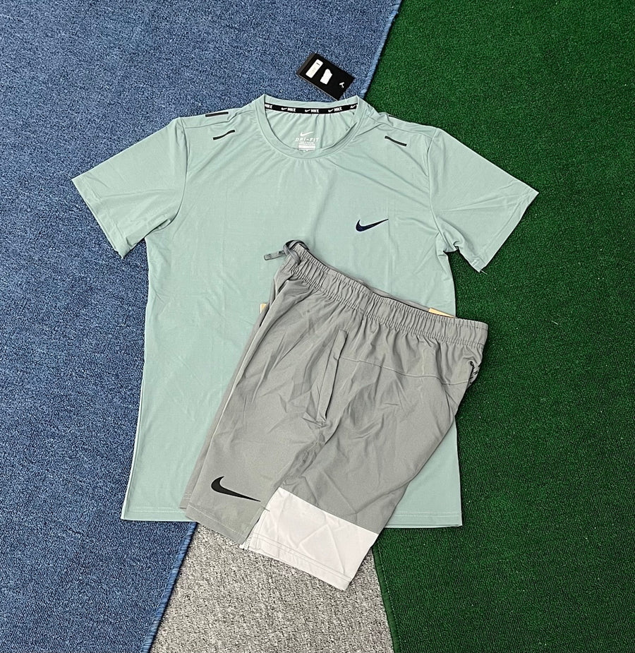 Ensemble Nike – T-Shirt & Short