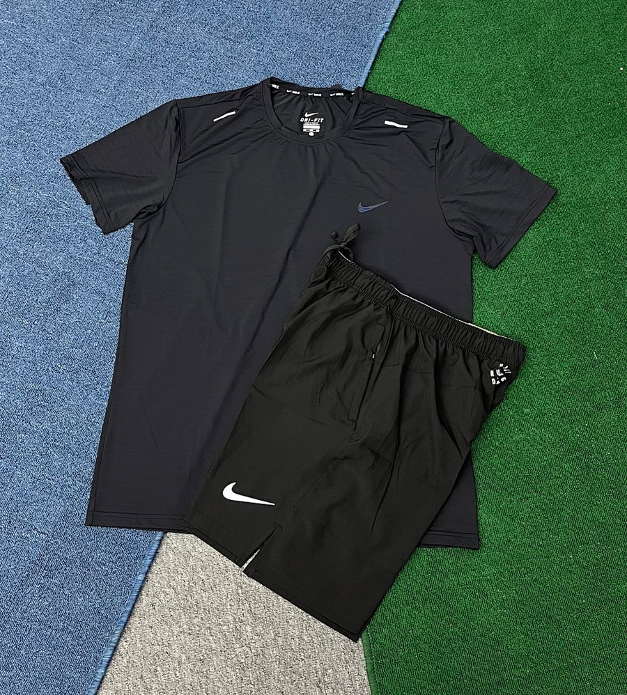 Ensemble Nike – T-Shirt & Short