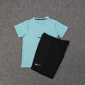 Ensemble Nike – T-Shirt & Short