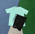 Ensemble Nike – T-Shirt & Short