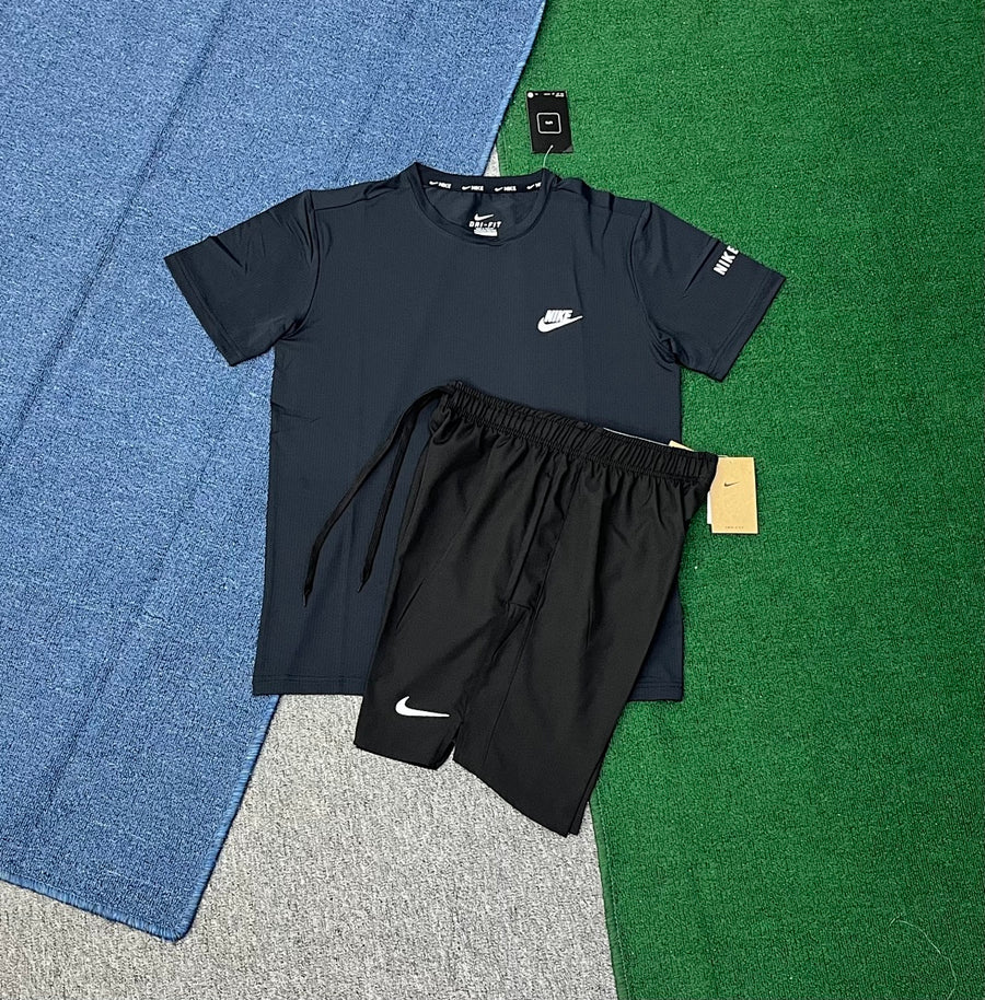 Ensemble Nike – T-Shirt & Short