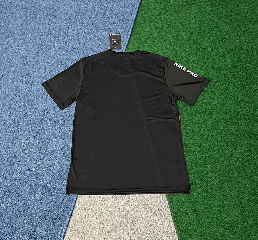 Ensemble Nike – T-Shirt & Short