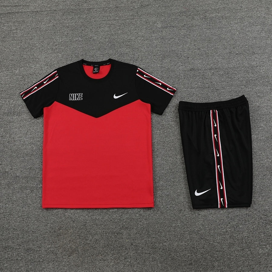 Ensemble Nike – T-Shirt & Short
