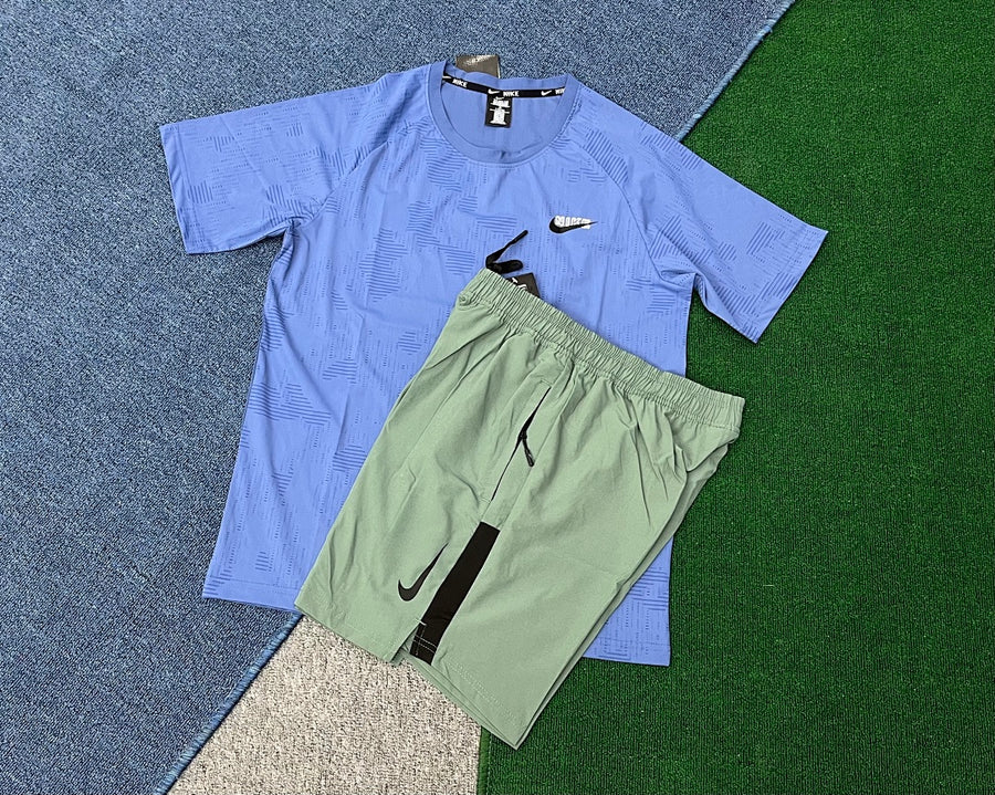 Ensemble Nike – T-Shirt & Short