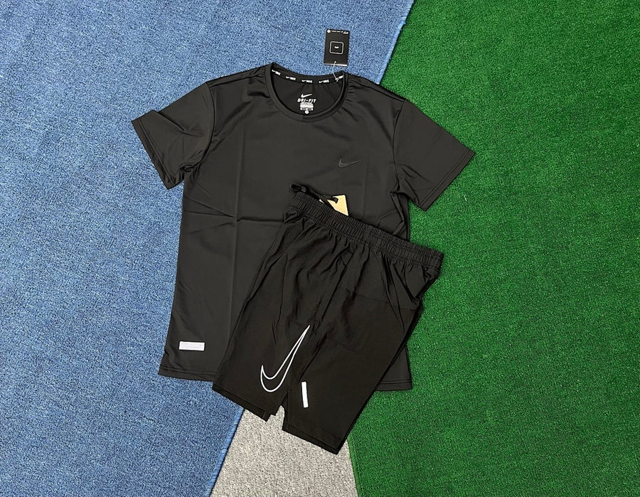 Ensemble Nike – T-Shirt & Short