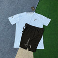 Ensemble Nike – T-Shirt & Short