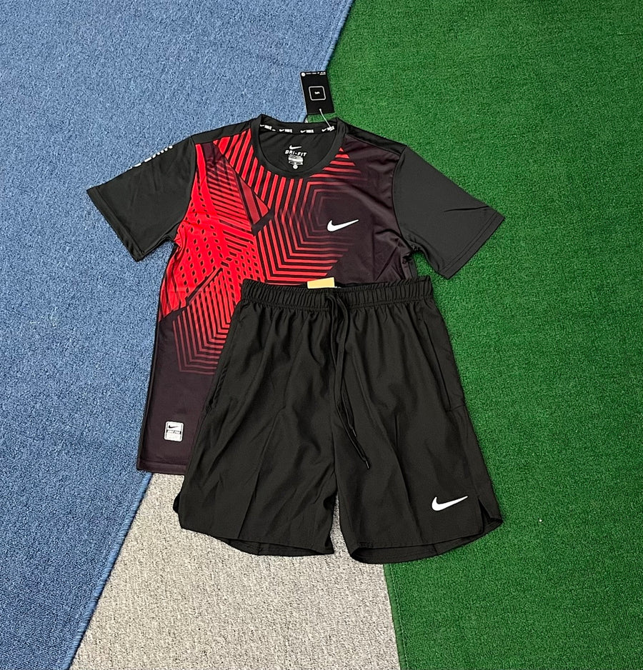 Ensemble Nike – T-Shirt & Short