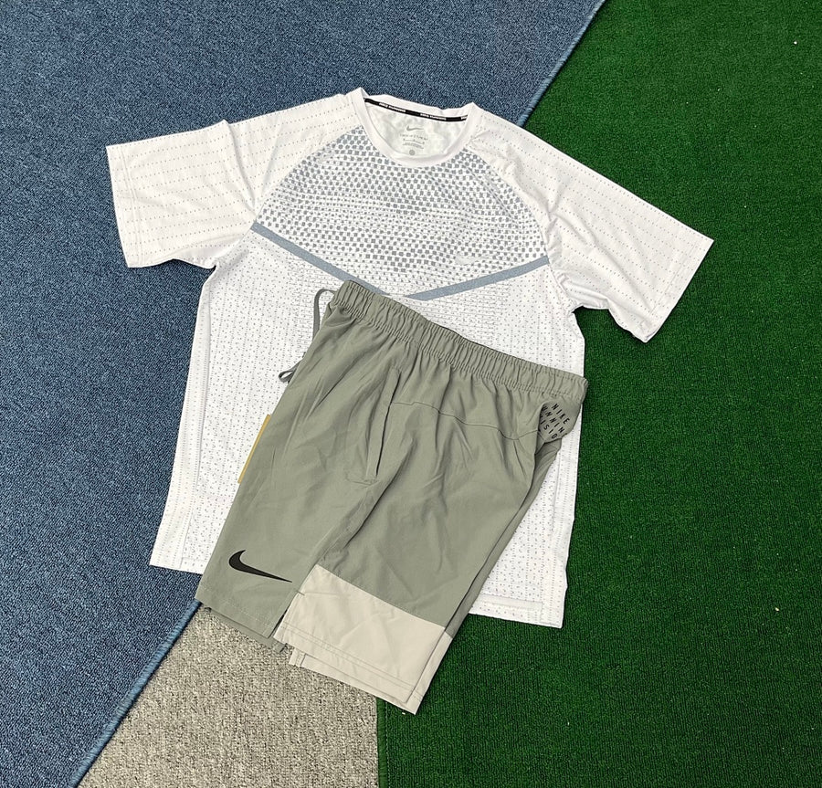 Ensemble Nike – T-Shirt & Short