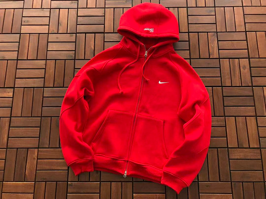 Survêtement Supreme x Nike – Ensemble Hoodie & Pantalon Fleece SS24