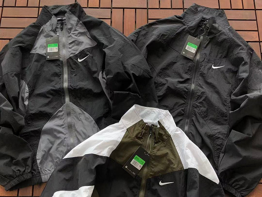 Survêtement Nike Sportswear Re-Issue – Ensemble Veste & Pantalon Nylon