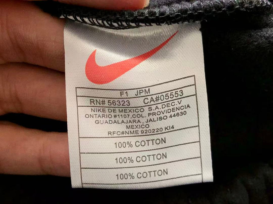 Survêtement Nike x Stüssy – Ensemble Crewneck & Pantalon Fleece SS24