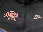 Survêtement Nike x Central Cee Syna World Tech Fleece – Ensemble Hoodie & Pantalon 17