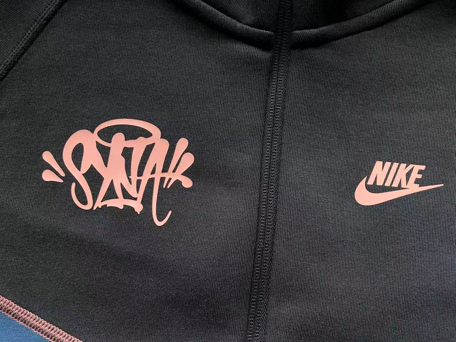 Survêtement Nike x Central Cee Syna World Tech Fleece – Ensemble Hoodie & Pantalon