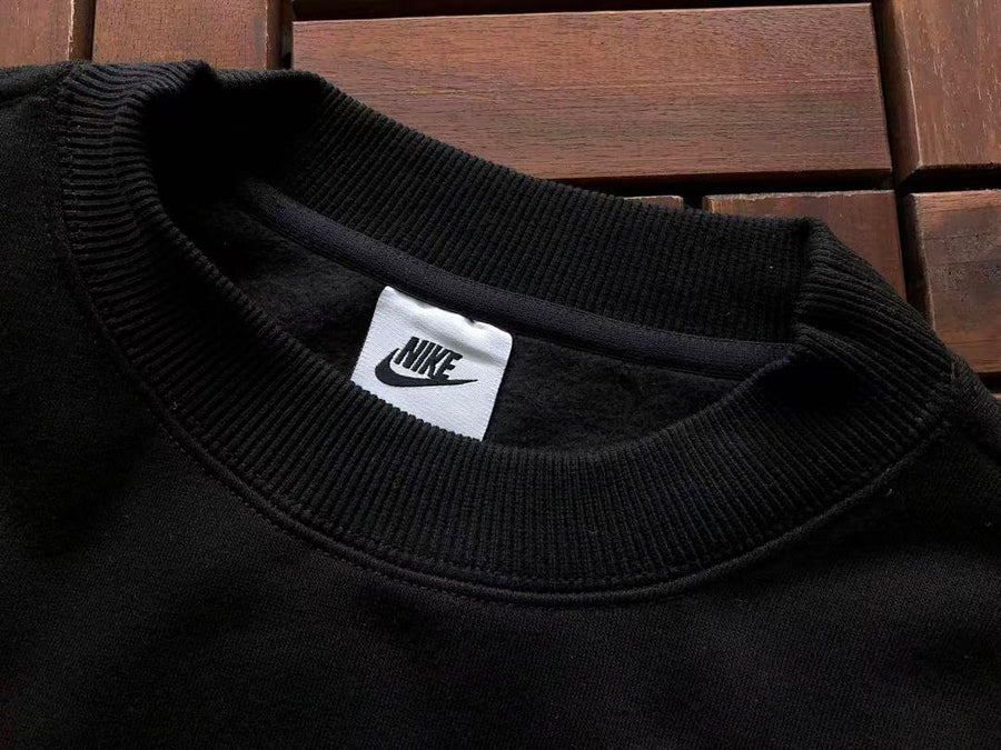 Survêtement Nike x Stüssy – Ensemble Crewneck & Pantalon Fleece SS24