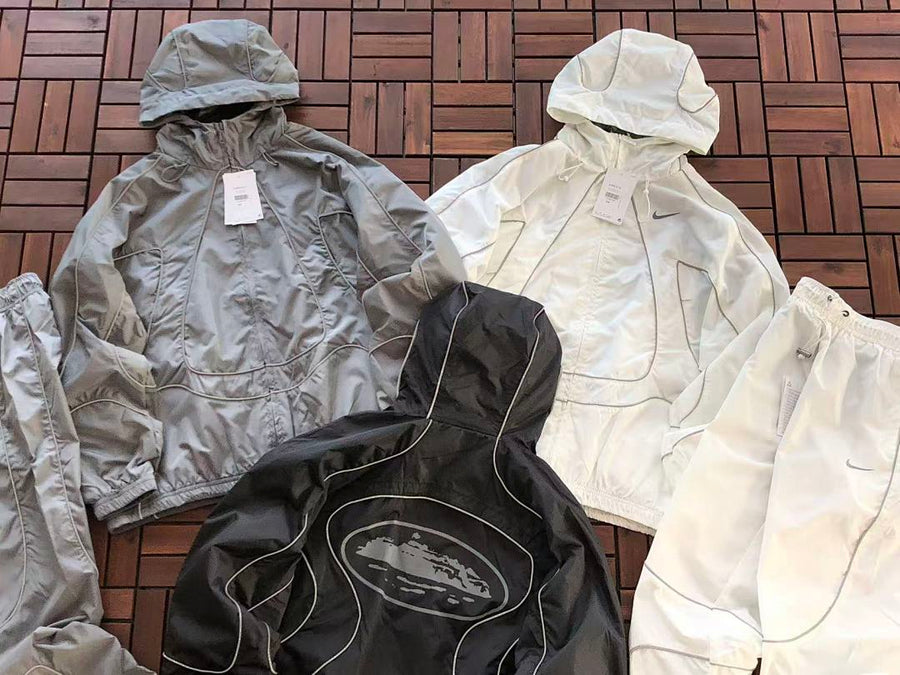 Survêtement Nike x Corteiz – Ensemble Veste & Pantalon Nylon