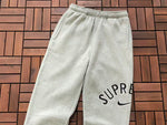Survêtement Supreme x Nike – Ensemble Crewneck & Pantalon Fleece SS24 33