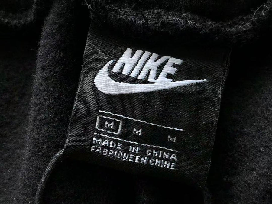 Survêtement Nike x Stüssy – Ensemble Hoodie Pullover & Pantalon Fleece SS24