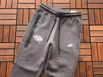 Survêtement Nike x Central Cee Syna World Tech Fleece – Ensemble Hoodie & Pantalon 49
