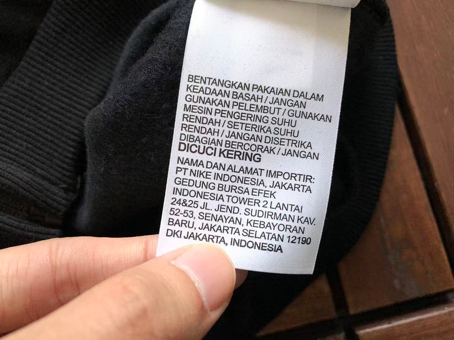 Survêtement Nike Solo Swoosh – Ensemble Hoodie Zippé & Pantalon Fleece