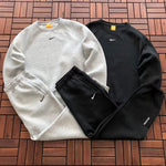 Survêtement Nike x NOCTA Fleece – Ensemble Crewneck & Pantalon 1