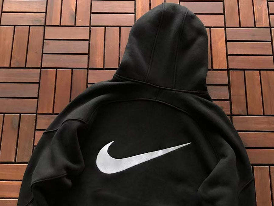 Survêtement Supreme x Nike – Ensemble Hoodie & Pantalon Fleece SS24