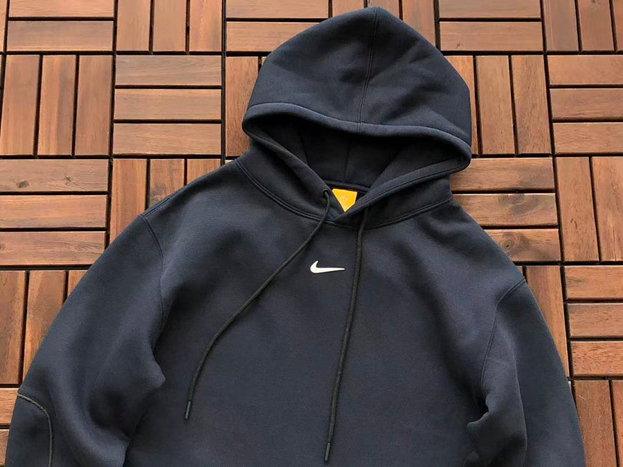 Survêtement Nike Solo Swoosh – Ensemble Hoodie & Pantalon Fleece