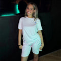 Ensemble Sportif Under Armour Reflective – T-Shirt & Short Blanc