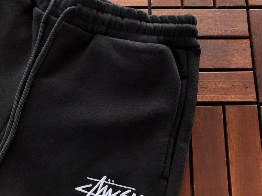 Survêtement Nike x Stüssy – Ensemble Crewneck & Pantalon Fleece SS24