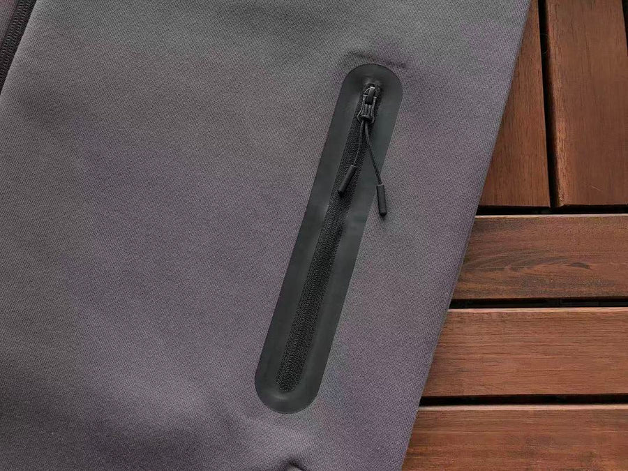 Survêtement Nike x Central Cee Syna World Tech Fleece – Ensemble Hoodie & Pantalon