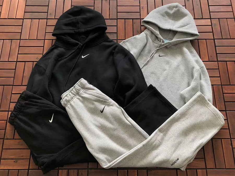 Survêtement Nike x NOCTA Fleece – Ensemble Hoodie & Pantalon