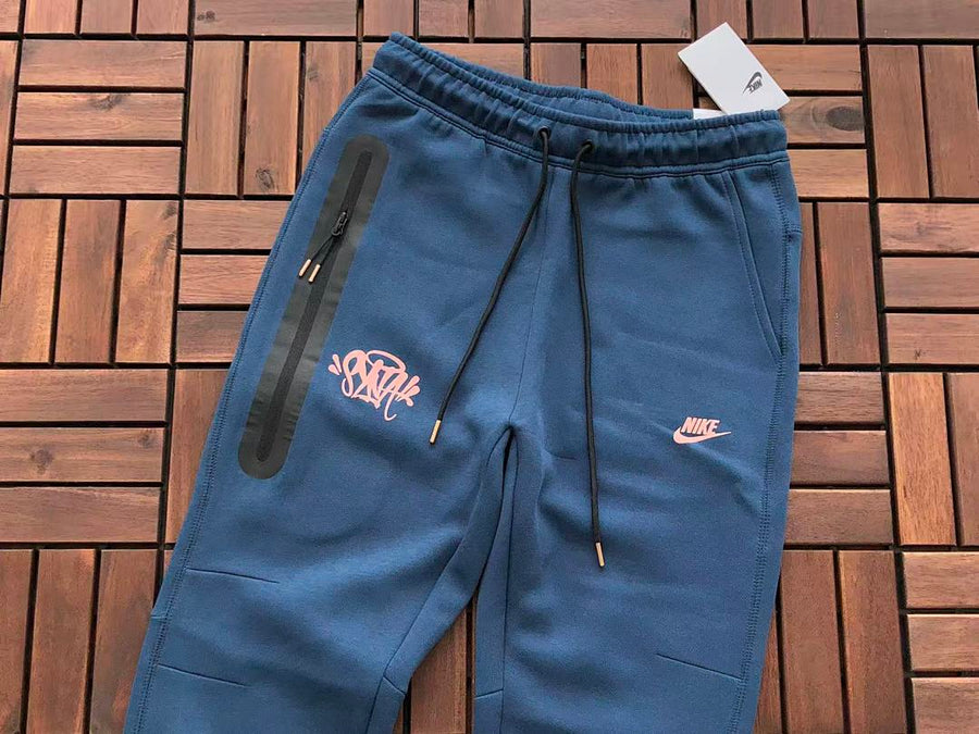Survêtement Nike x Central Cee Syna World Tech Fleece – Ensemble Hoodie & Pantalon