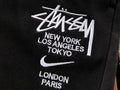 Survêtement Nike x Stüssy – Ensemble Full-Zip Hoodie & Pantalon Fleece SS24