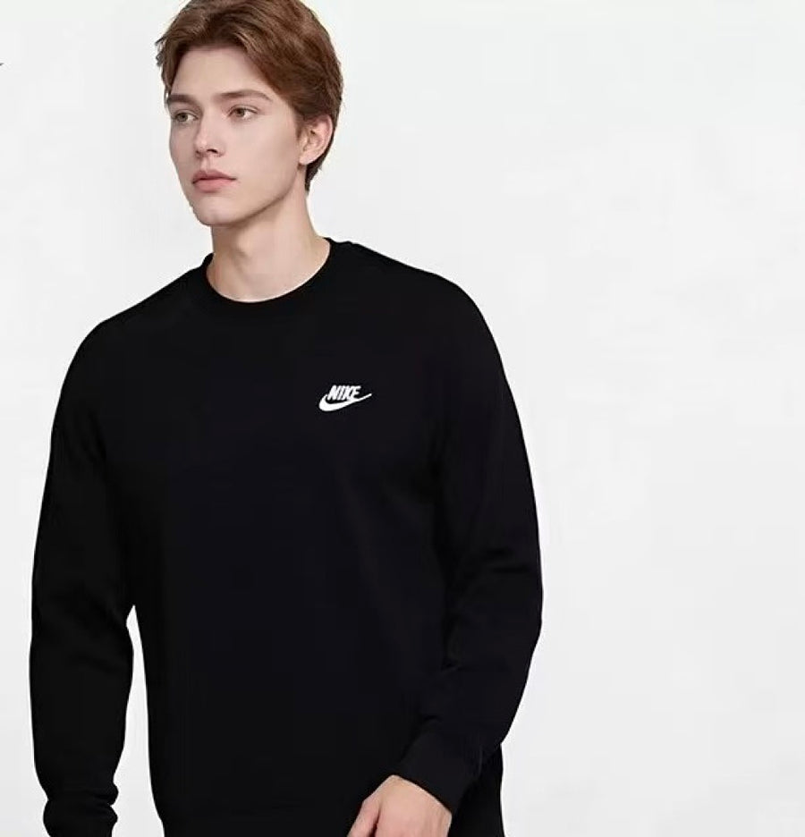 Survêtement Nike Club Fleece – Ensemble Crewneck & Pantalon