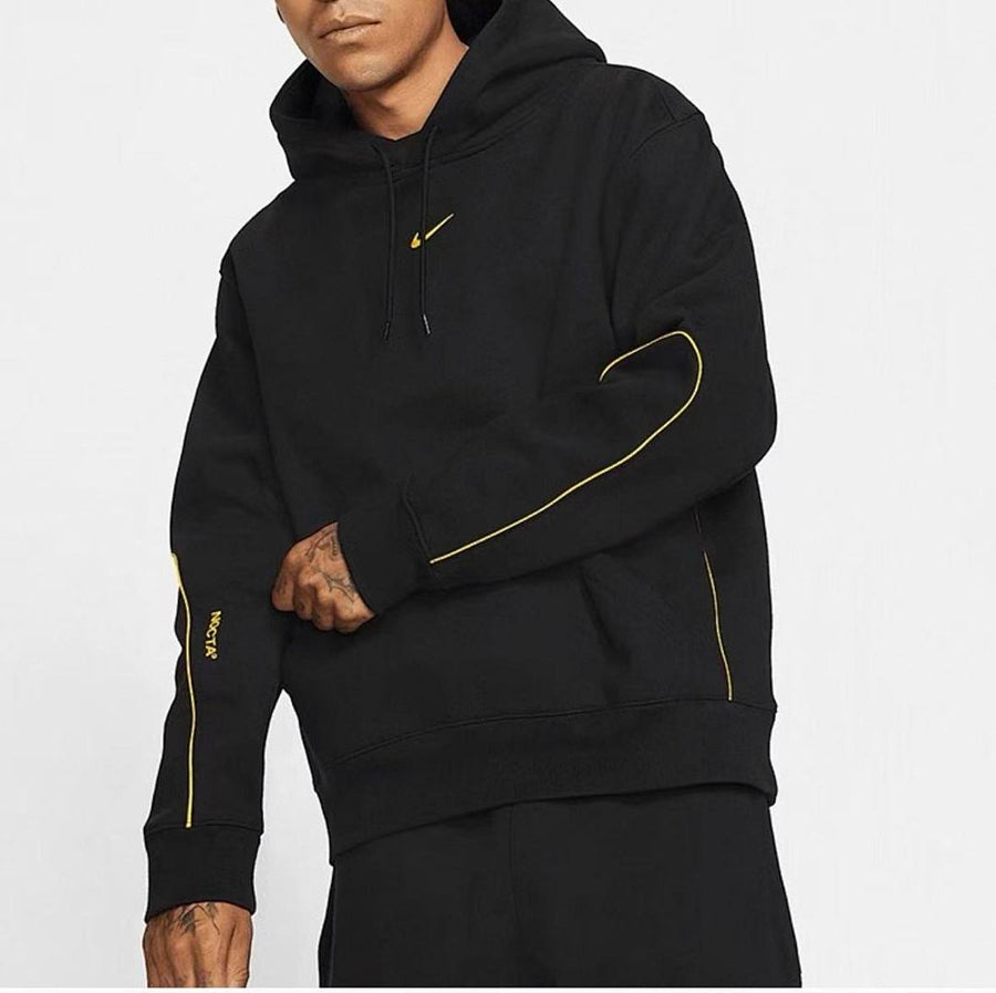 Survêtement Nike x NOCTA Drake – Ensemble Hoodie & Pantalon Fleece Noir/Or