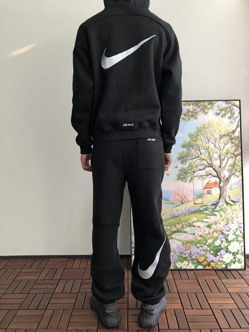 Survêtement Supreme x Nike – Ensemble Hoodie & Pantalon Fleece SS24