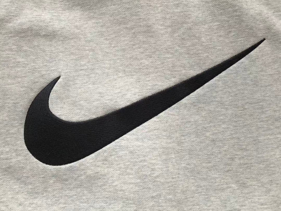 Survêtement Supreme x Nike – Ensemble Hoodie & Pantalon Fleece SS24