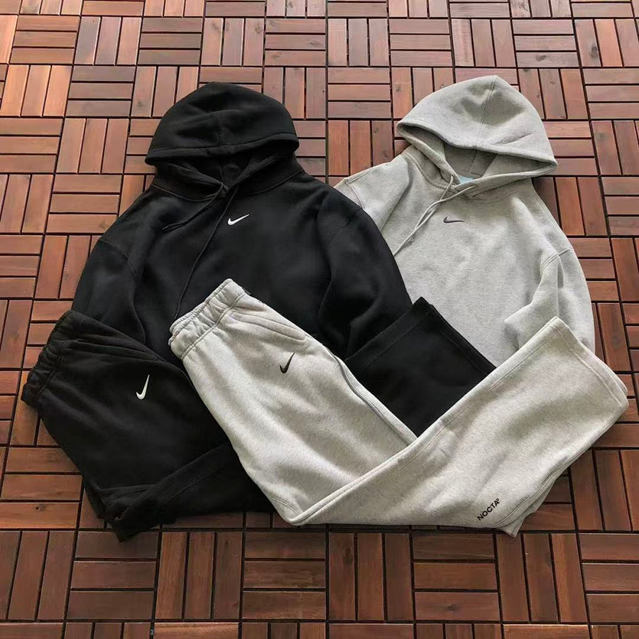 Survêtement Nike x NOCTA Fleece – Ensemble Hoodie & Pantalon
