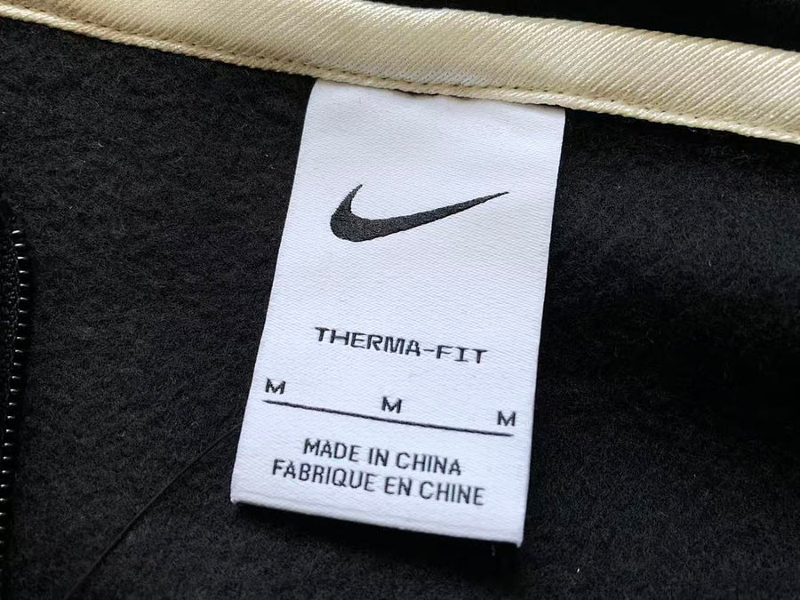 Survêtement Nike Solo Swoosh – Ensemble Hoodie Zippé & Pantalon Fleece