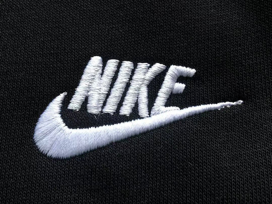 Survêtement Nike Club Fleece – Ensemble Crewneck & Pantalon