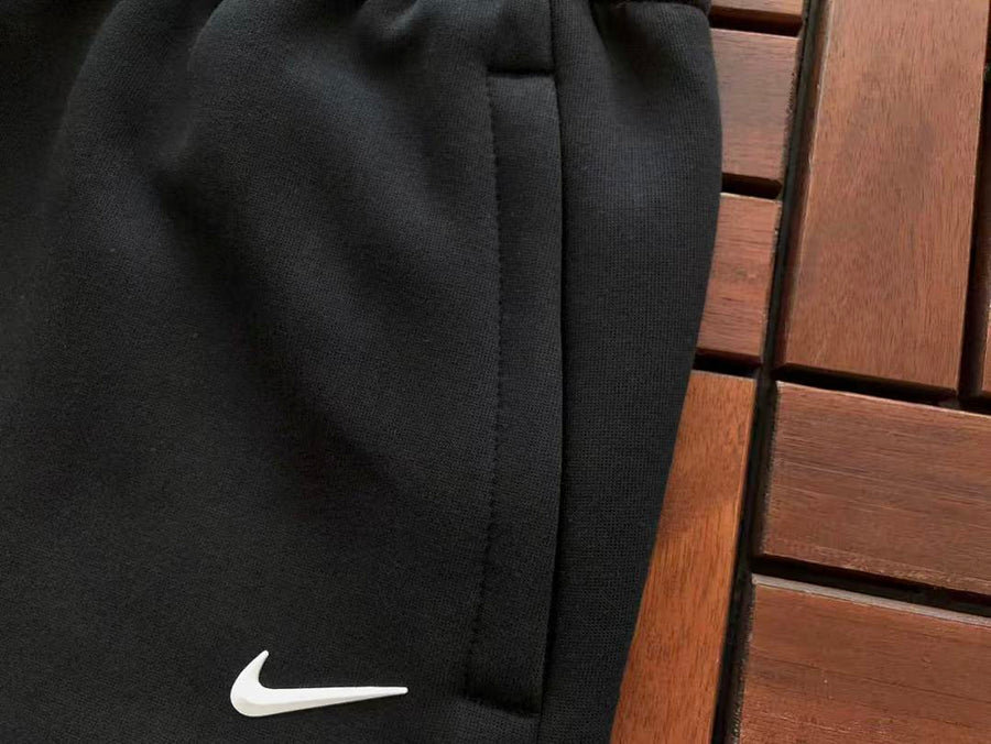 Survêtement Nike x NOCTA Fleece – Ensemble Crewneck & Pantalon